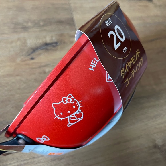 HELLO KITTY-NWT Non-Stick Medium Pan - Picture 12 of 13